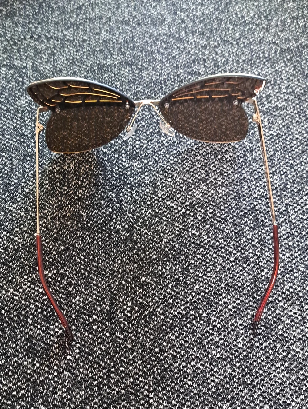 Stylish Rose Gold Butterfly Wing Women's Sunglasses - Brown Lenses